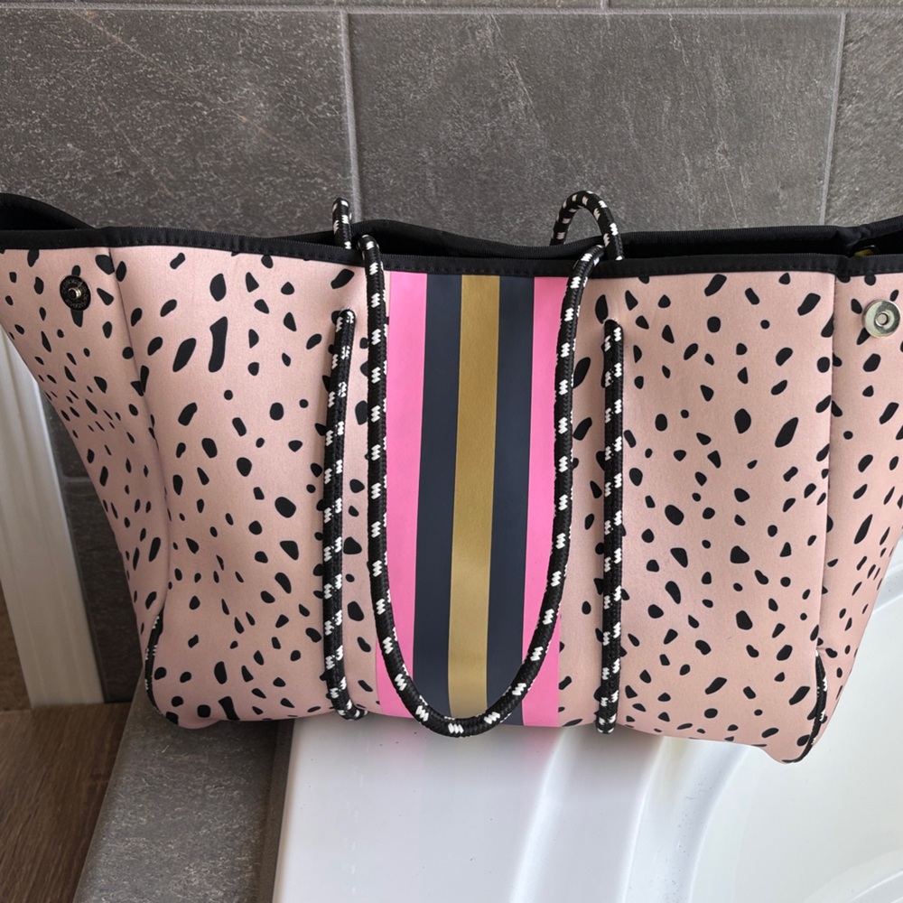 Pink Leopard-Print Tote Bag with Gold Accent